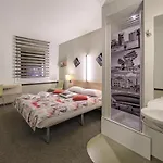 Ibis Budget Centrum Hotel *