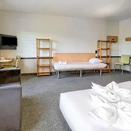酒店 Ibis Budget Centrum 卡托维兹
