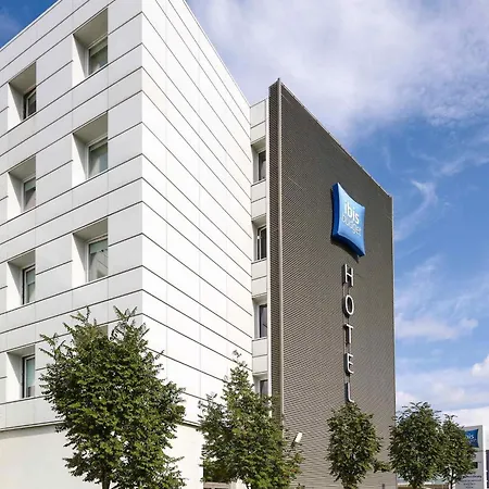 Ibis Budget Centrum Отель *