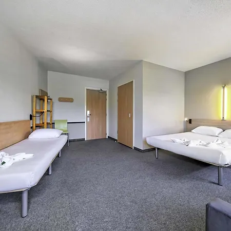 Ibis Budget Centrum Отель *